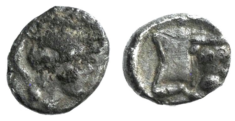 Southern Lucania, Thourioi, c. 443-400 BC. AR Obol (8mm, 0.46g, 9h). Helmeted head of Athena r. R/