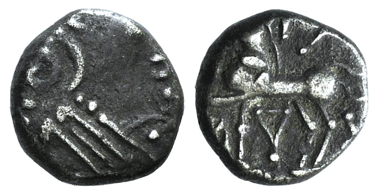 Celtic, Central Gaul. Lingones, Kaletedes, c. 120/00-50 BC. AR Quinarius (10mm, 1.96g, 9h).