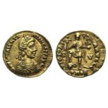 Valentinian III (425-455). AV Solidus (19mm, 4.48g, 6h). Ravenna, c. 430-450. Pearl-and-rosette-