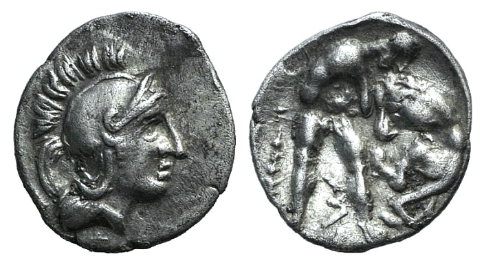 Southern Apulia, Tarentum, c. 325-280 BC. AR Diobol (11mm, 0.69g, 12h). Helmeted head of Athena r.