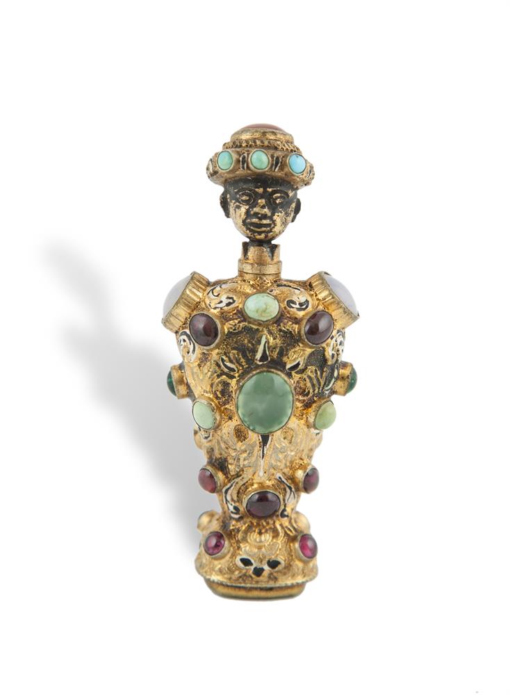 AN UNUSUAL GILT METAL AND JEWELLED FIGURAL SCENT BOTTLE, probably 18th century, the stopper