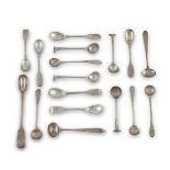 A MISCELLANEOUS COLLECTION OF SILVER MUSTARD AND SALT SPOONS, various hallmarks and patterns, bright