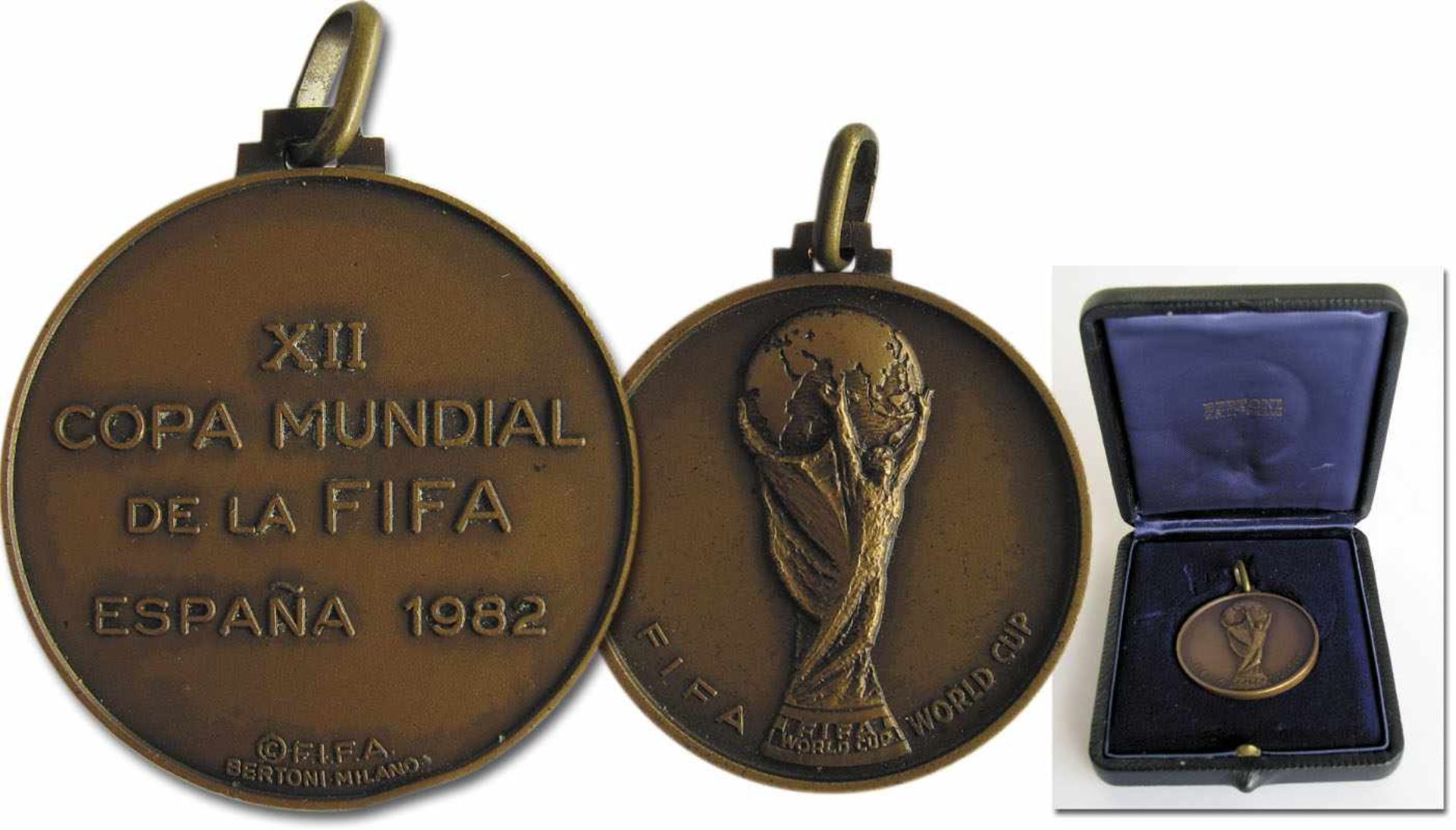 World Cup 1982 FIFA Winner Medal Runners up medal - Original runner-up medal of teh Football World