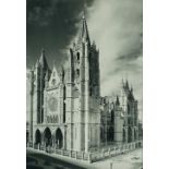 Manuel Martín de la Madrid (1905-1985)* “Catedral de León” Fotografía en blanco y negro. Medidas: 59