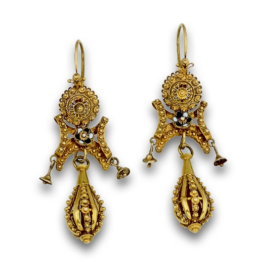 Pendientes largos extremeños s.XIX con tres cuerpos en filigrana de oro de 14 K y esmaltes