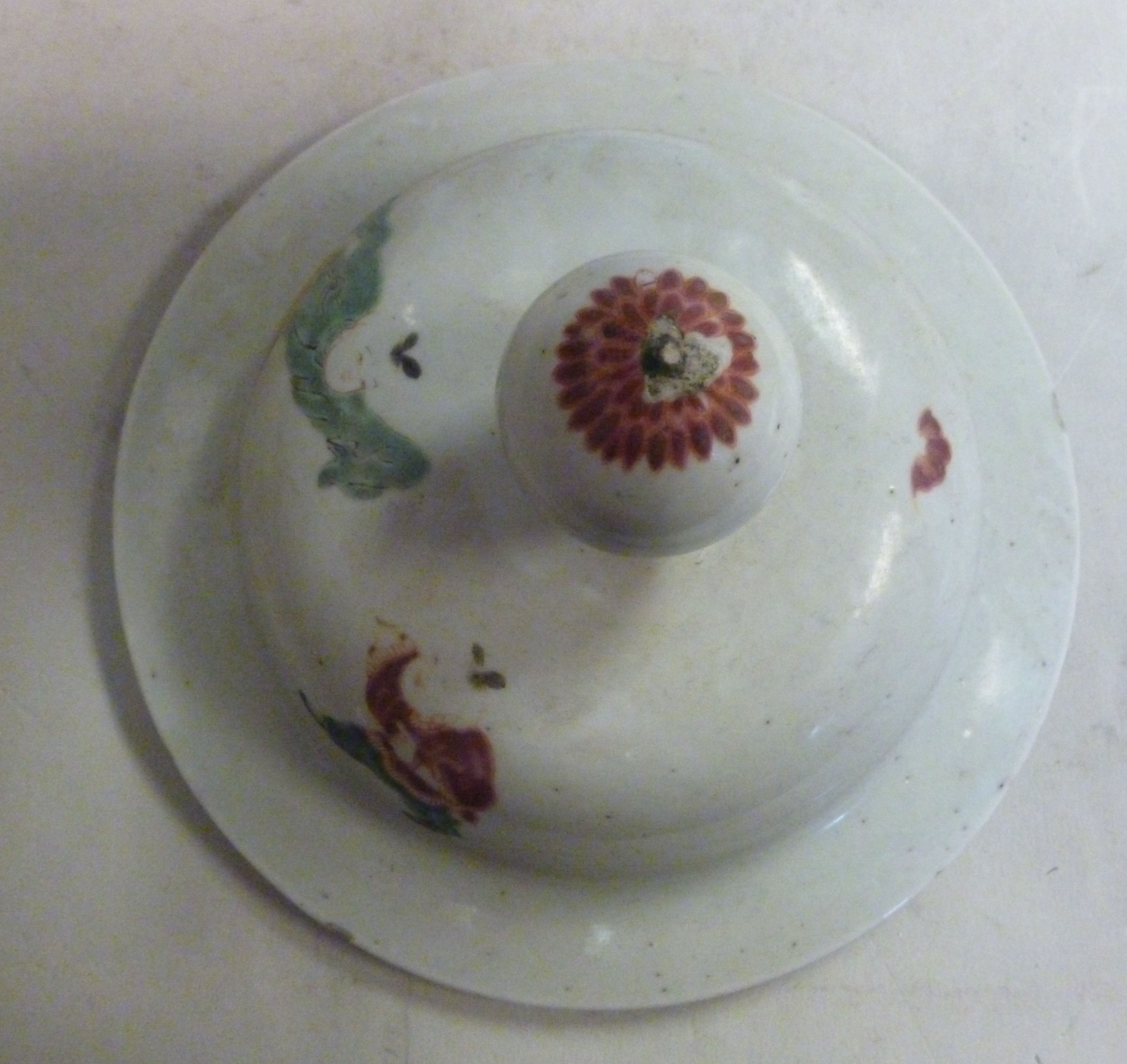An early 19thC Chinese porcelain covered - Image 4 of 6
