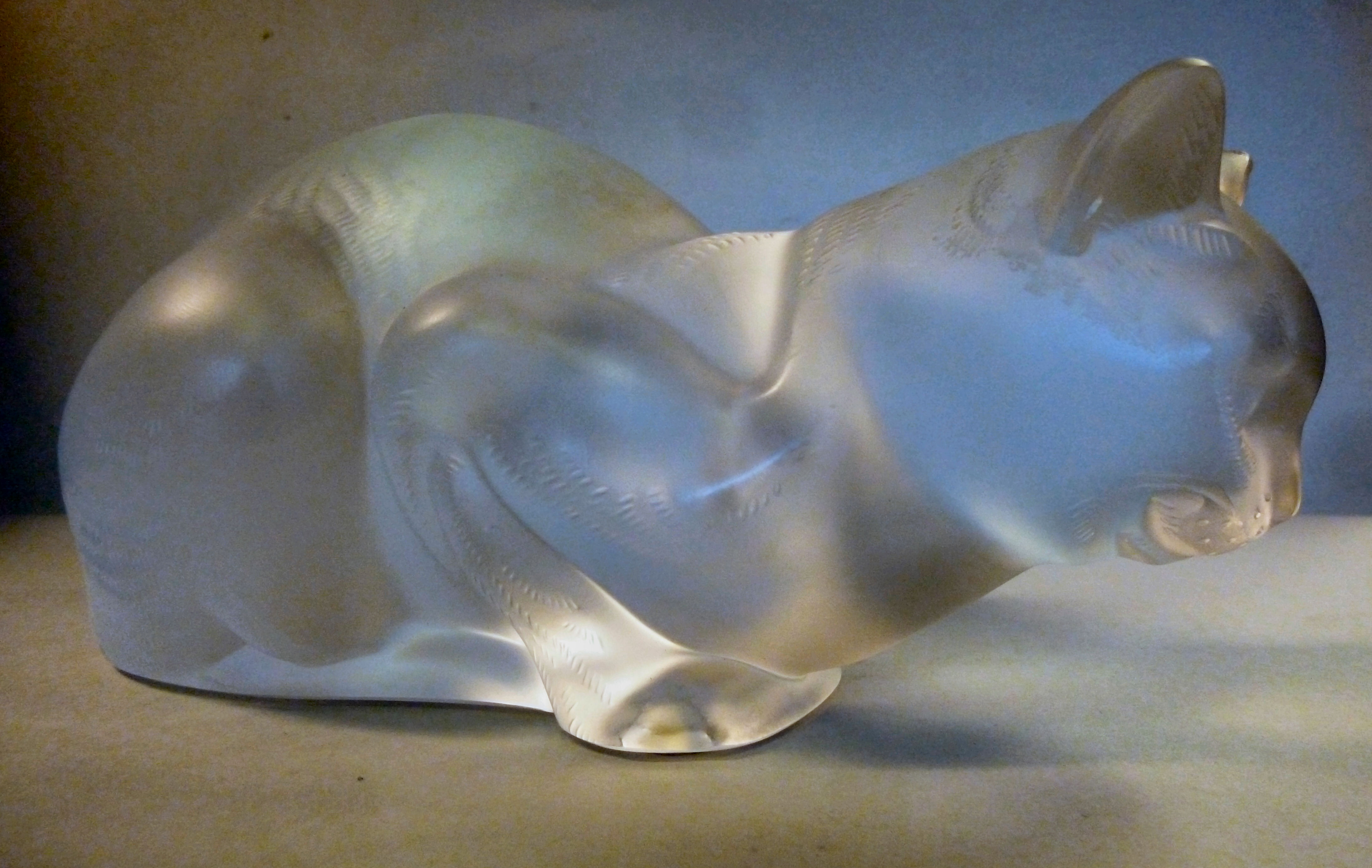 A modern Lalique frosted glass model, a - Image 2 of 6