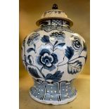 An early 20thC Dutch Delft jar of waiste