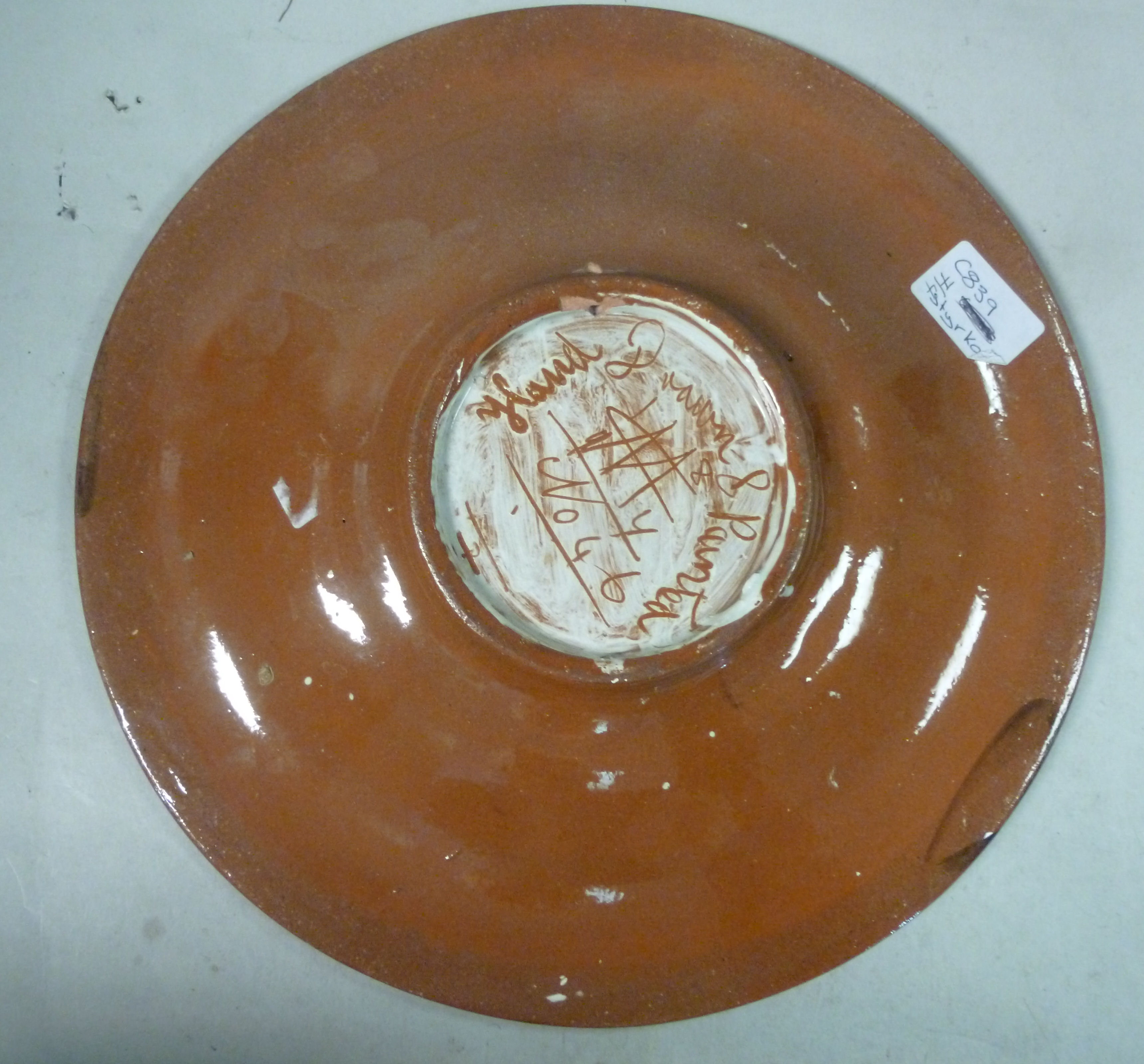 A Carlo Manzoni pottery footed dish, dec - Image 3 of 4