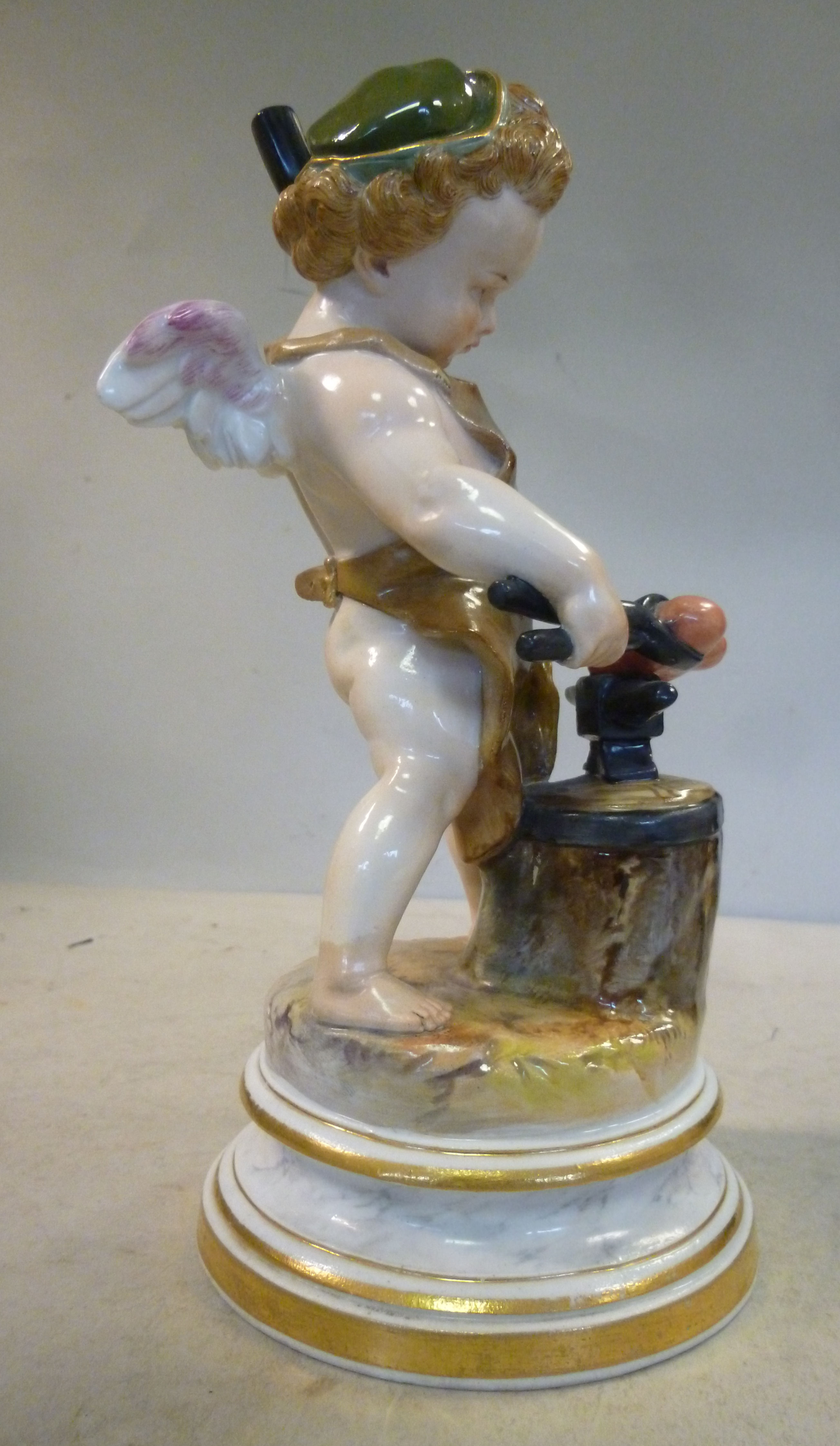 An early 20thC Meissen porcelain figure - Image 2 of 7