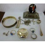 Mixed silver, jewellery and collectables