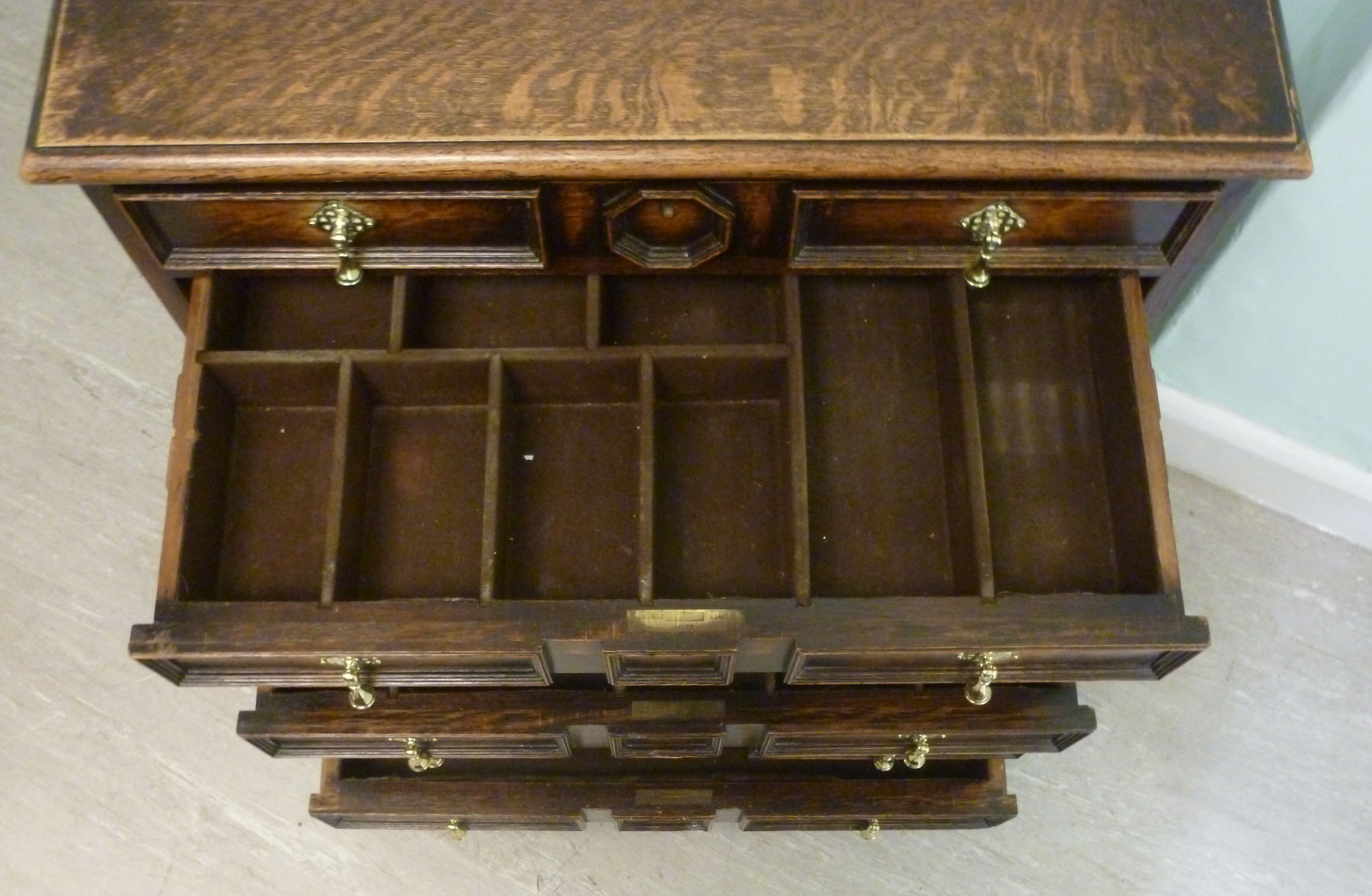 A 1920/30s oak canteen chest, having six - Image 6 of 7