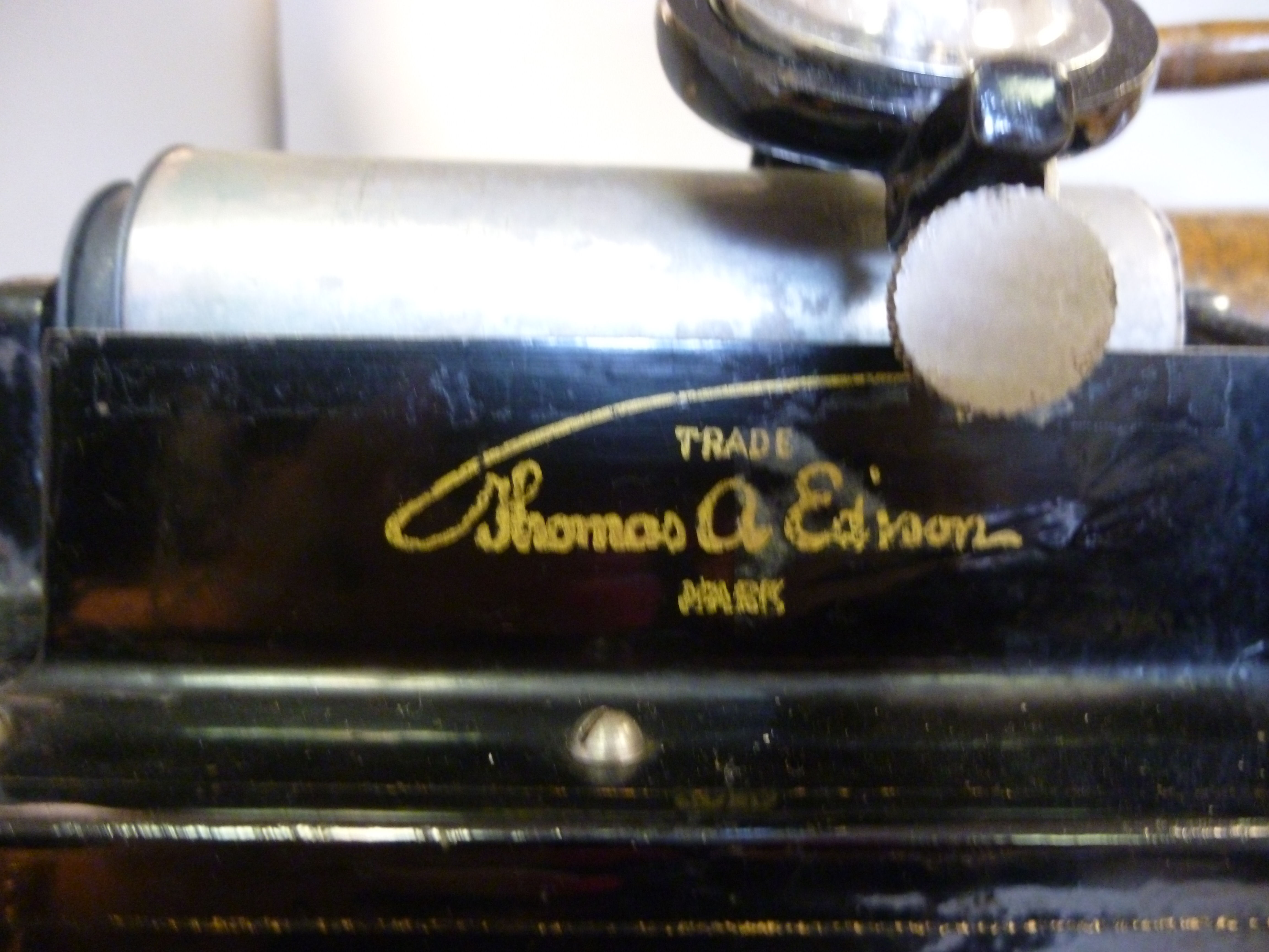 An Edison Gem Phonograph, under a lamina - Image 4 of 8