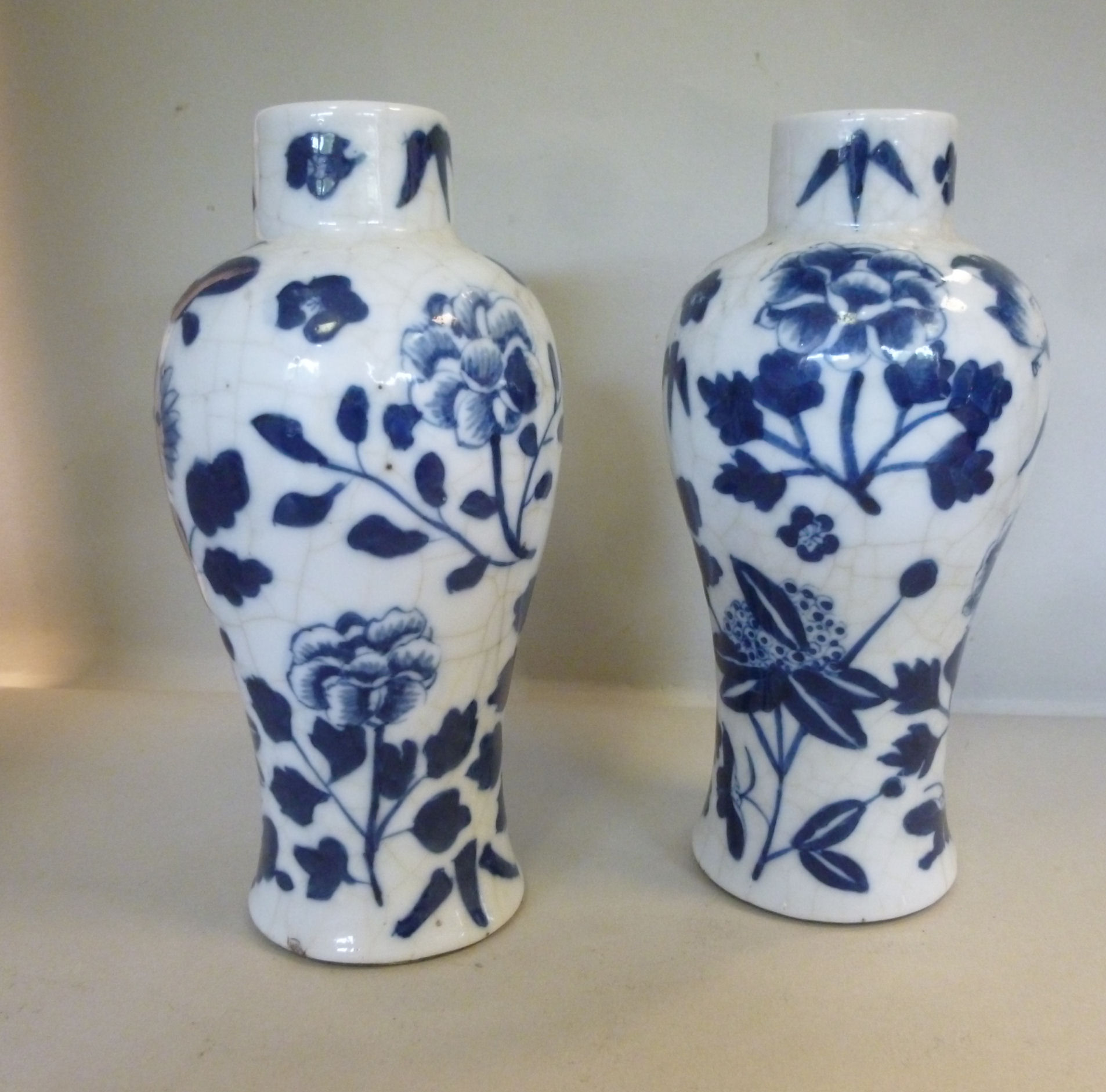 A pair of Chinese Kangxi crackle glazed - Image 2 of 6