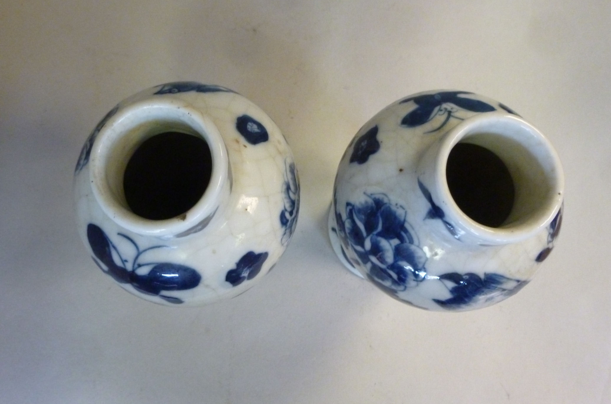 A pair of Chinese Kangxi crackle glazed - Image 6 of 6