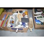 A collection of miscellaneous decorative china and sundries, in a box.