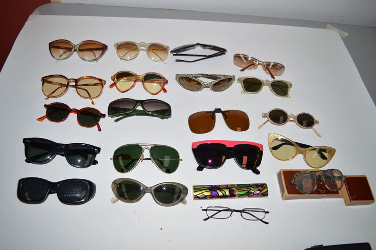 Vintage sunglasses to include: Mulberry; Ray-Ban; Allander; and two pairs of spectacles.