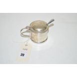 A silver mustard pot, by Reid & Sons, London 1914; together with a plated spoon.