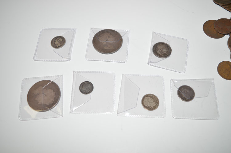 A quantity of coinage; crowns, 19th Century included. - Bild 2 aus 3