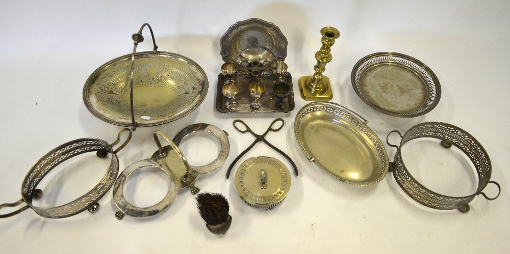 A quantity of electroplated items, including an egg-cup cruet, - Image 3 of 4