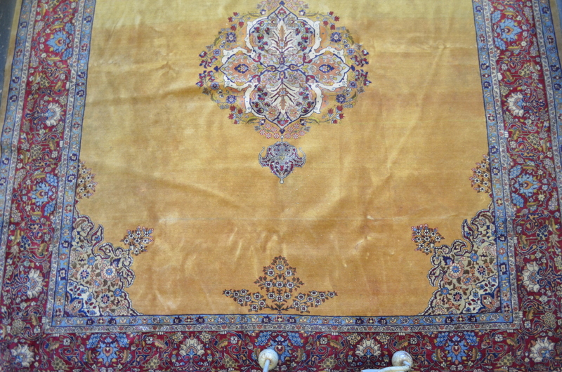 A Persian Kashan carpet, 3rd quarter 20t