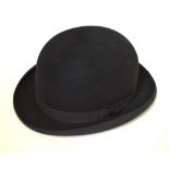 A G. A. Dunn & Co., Piccadilly Circus, bowler hat, 57 cm dia., 20.