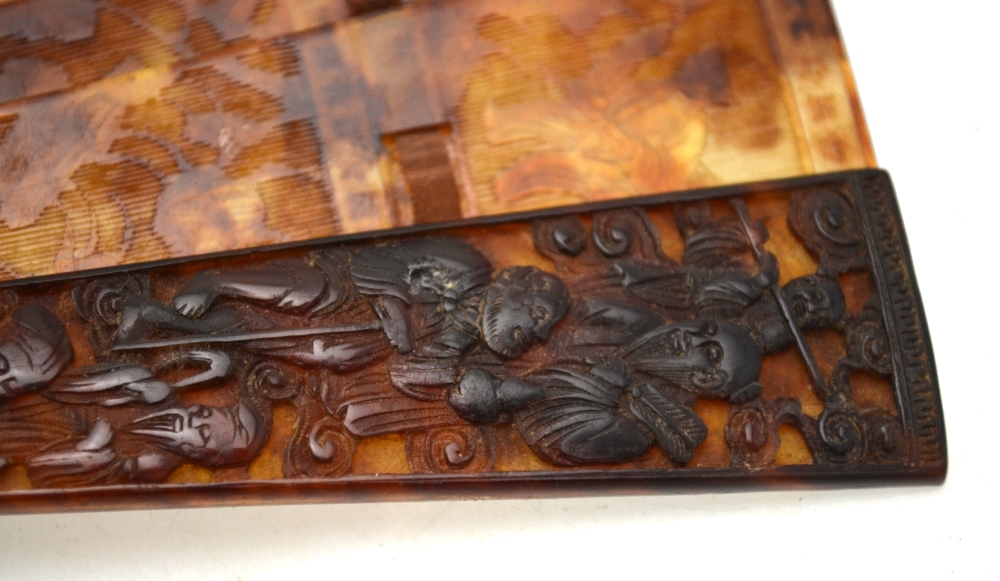 A Chinese carved tortoiseshell fan, - Image 2 of 6