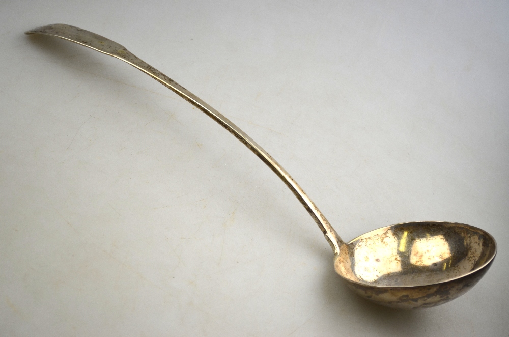 An early 19th century Maltese 10.5 deniers fiddle pattern soup ladle, maker G.O. (circa 1800), 5.