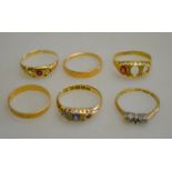 A quantity of 18ct old gold, some stone set,