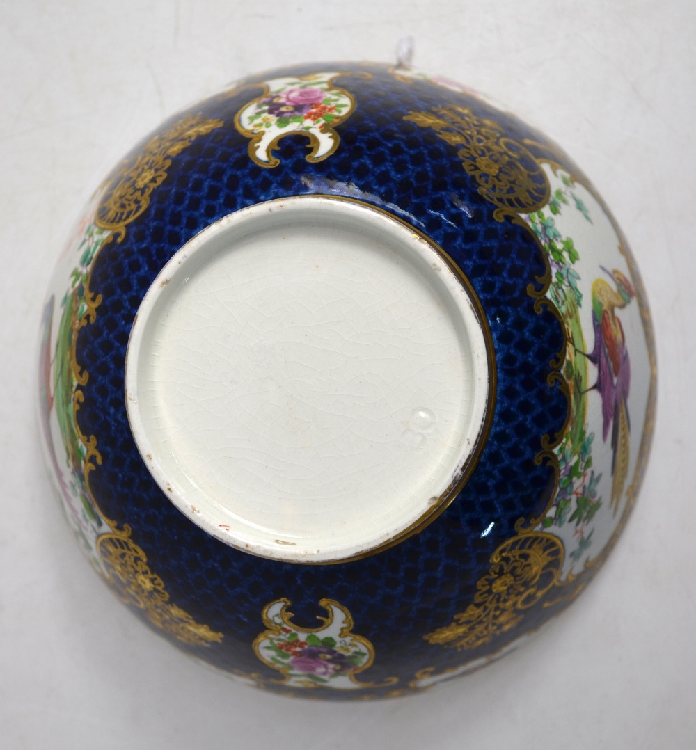 A Worcester-style blue-ground bowl, - Image 3 of 3