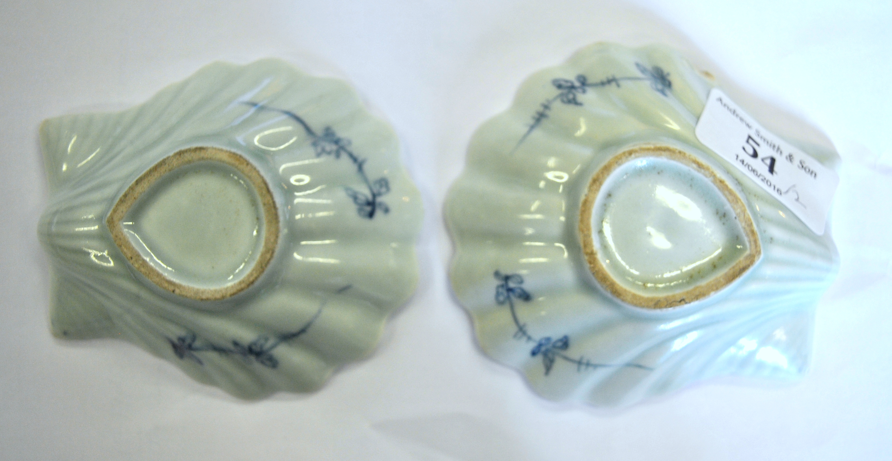 A pair of blue and white, - Image 4 of 9