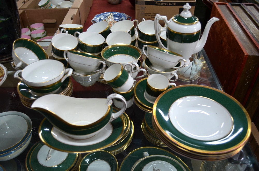 Coalport 'Athlone - Green' part dinner, tea and coffee service comprising; Seven 27. - Image 3 of 3