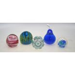 A Murano glass paperweight by Fratelli Toso/Vetreria;