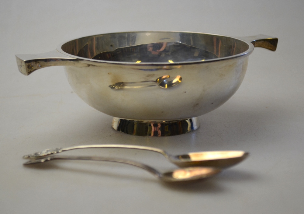 A Scottish silver quaich of plain design, on raised foot, Hamilton & Inches, Edinburgh 1963, 5.