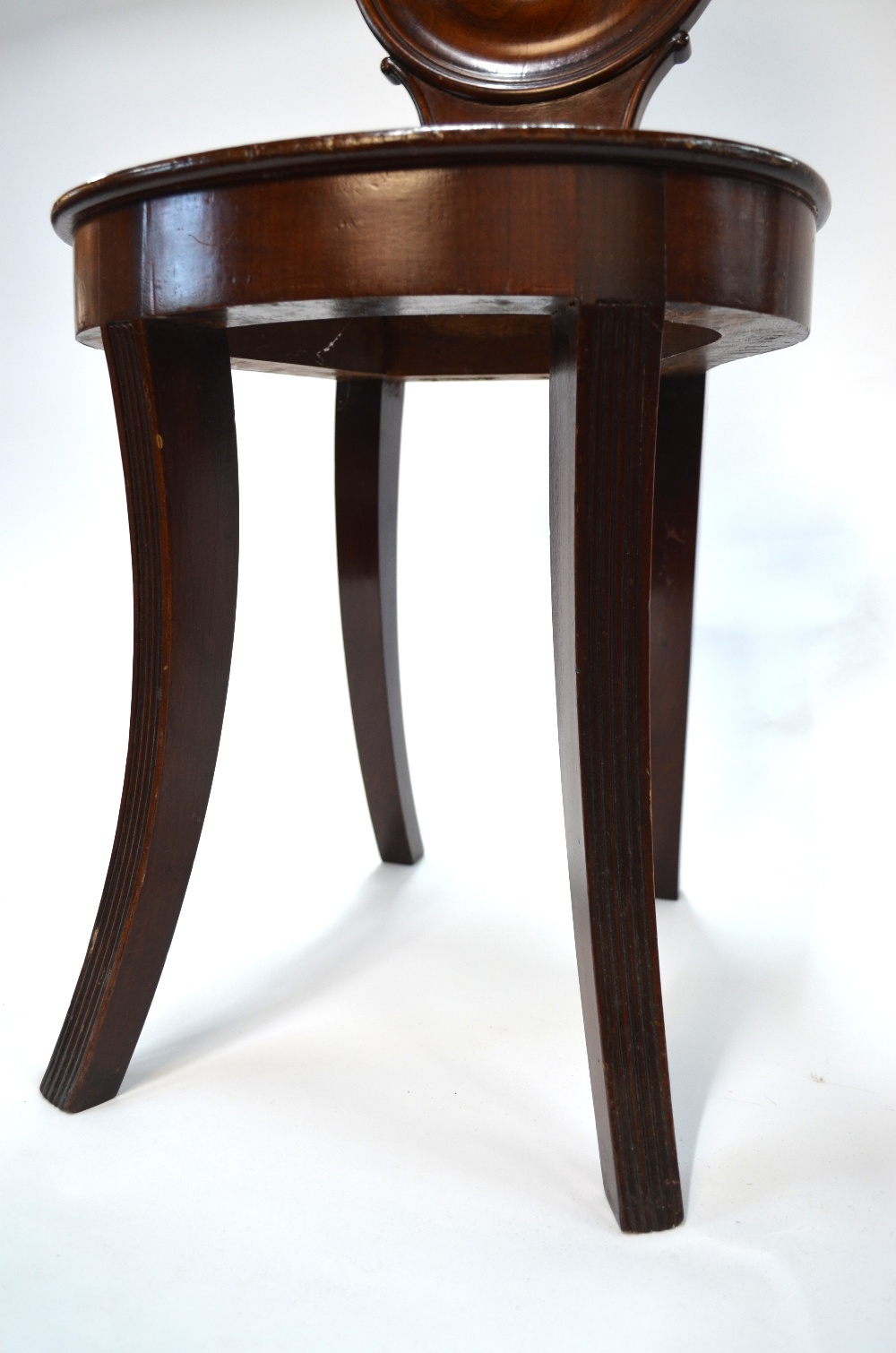 A pair of late Georgian mahogany hall ch - Image 5 of 7