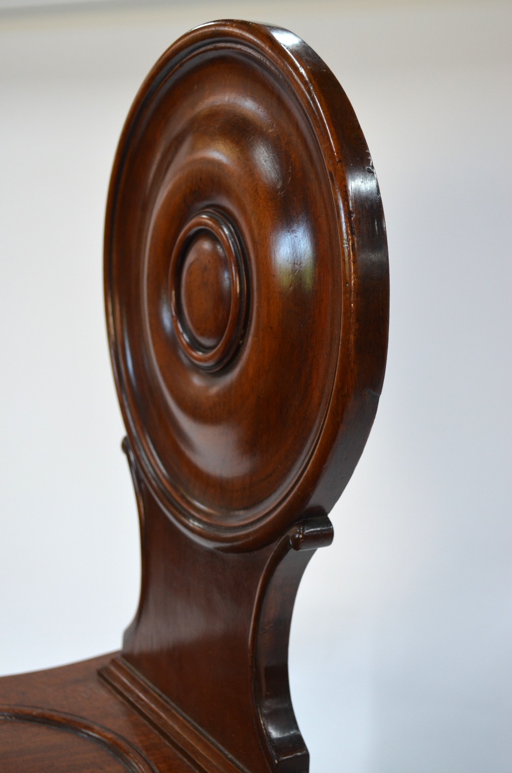 A pair of late Georgian mahogany hall ch - Image 7 of 7