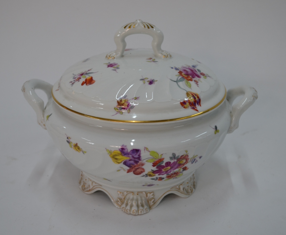 A German porcelain tureen and cover with