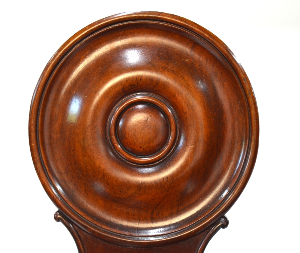 A pair of late Georgian mahogany hall ch - Image 3 of 7