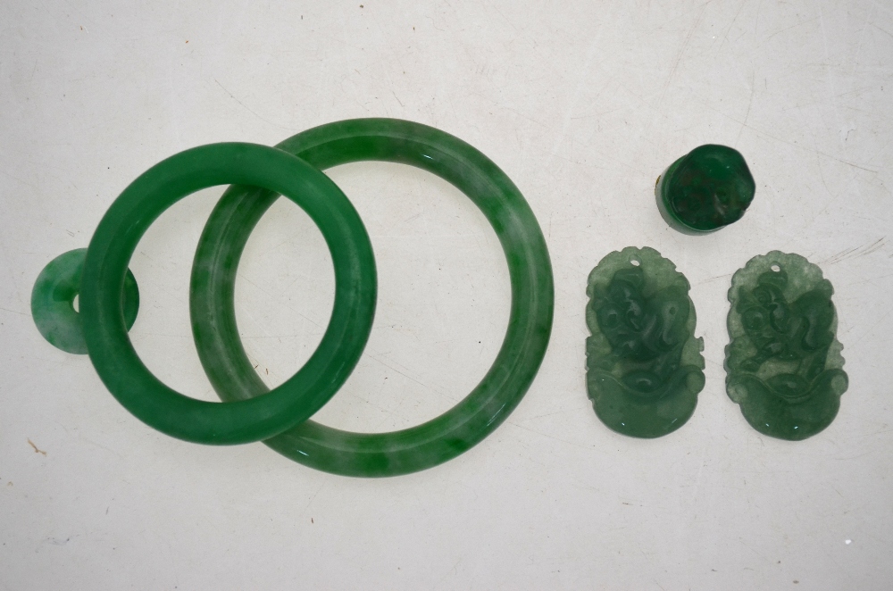 Six Chinese green stone objects, compris - Image 2 of 4