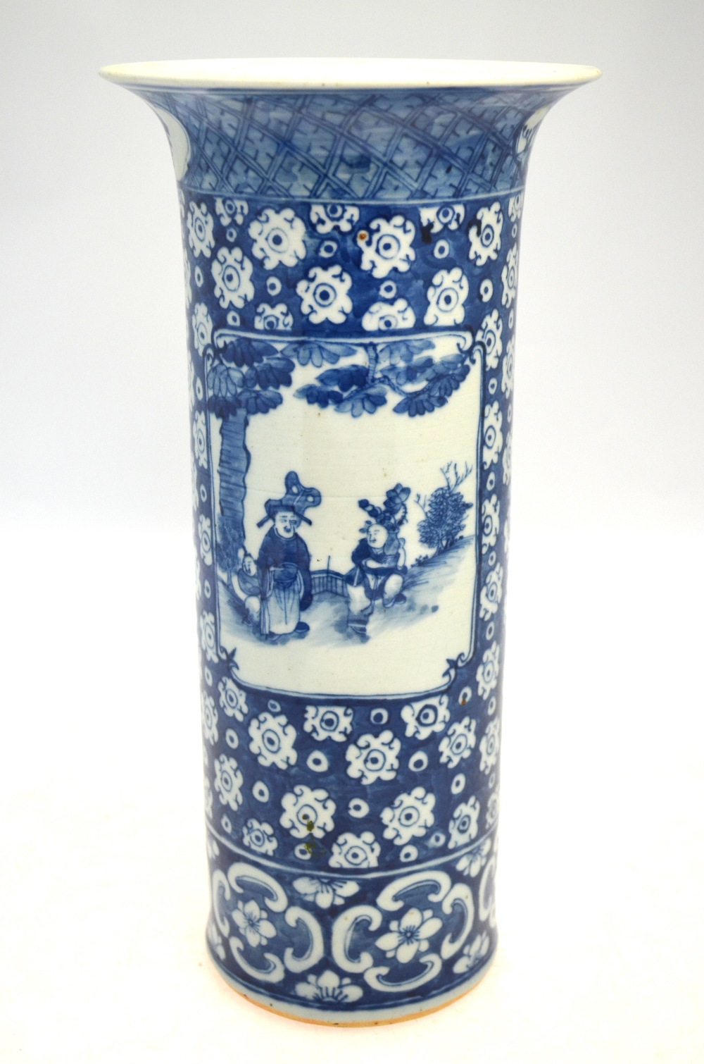 A blue and white cylindrical vase, decor - Image 2 of 8