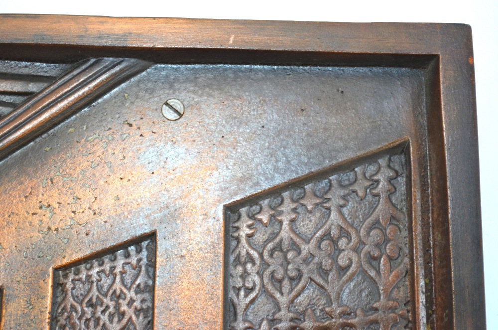 A relief-cast bronze plaque of Da Vinci' - Image 5 of 6