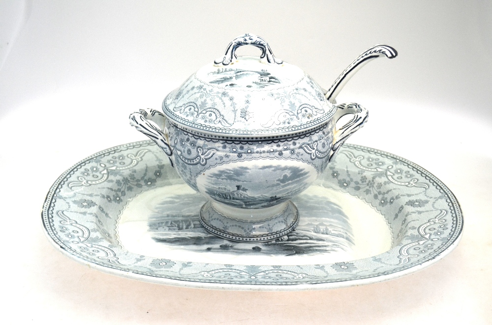 A Copeland oval tureen stand, 54 cm diameter,