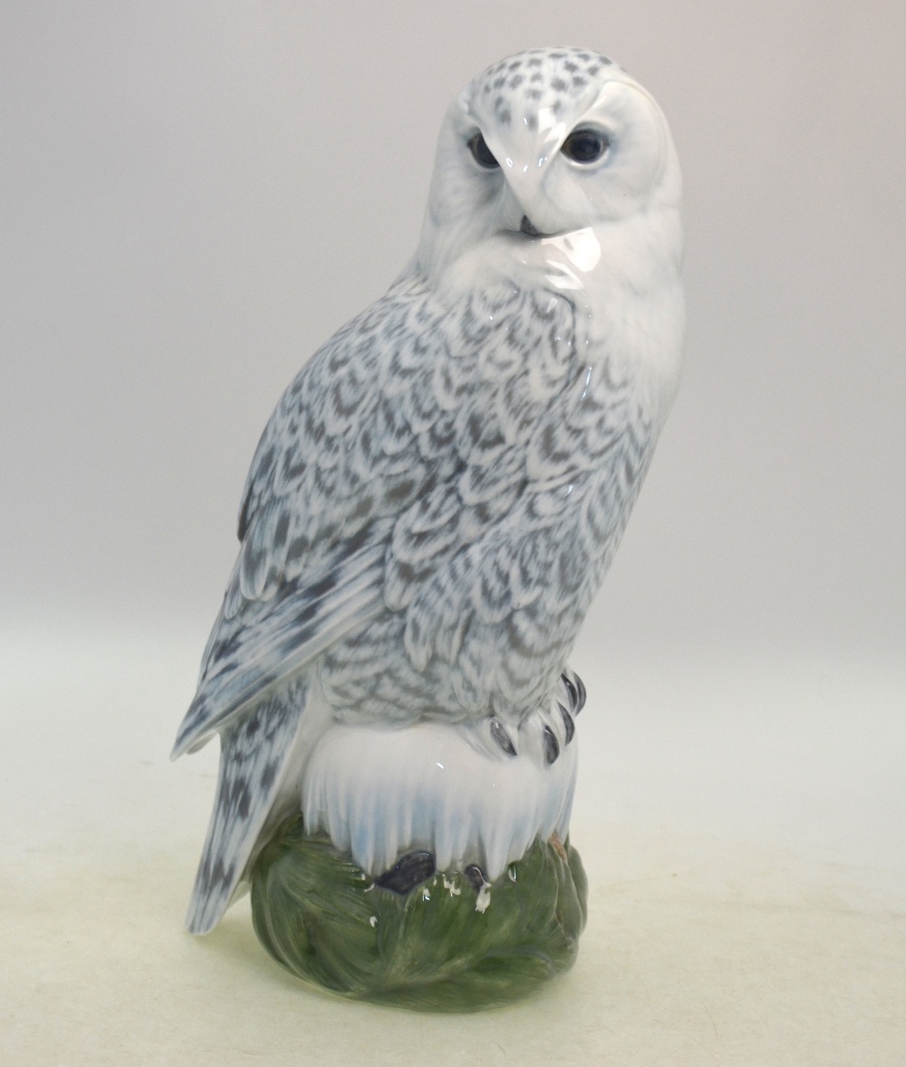 A Royal Copenhagen model of a Snowy owl,