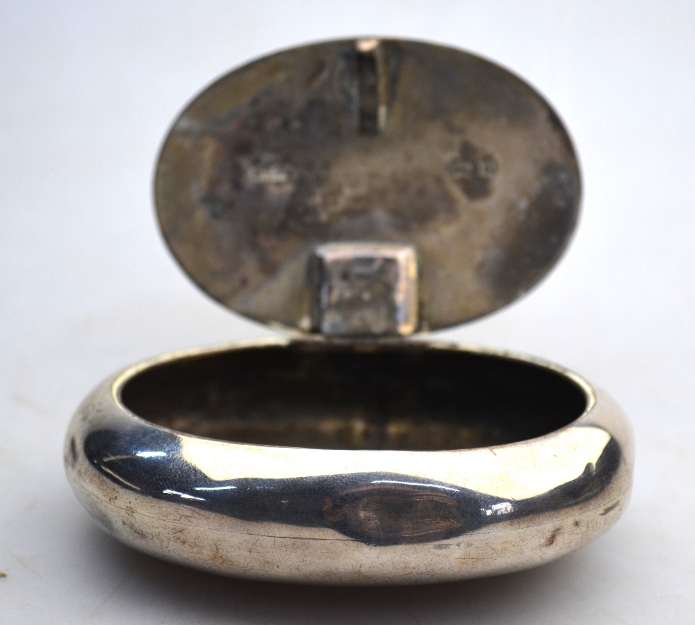 An Edwardian 'pebble' snuff box with hin - Image 2 of 4