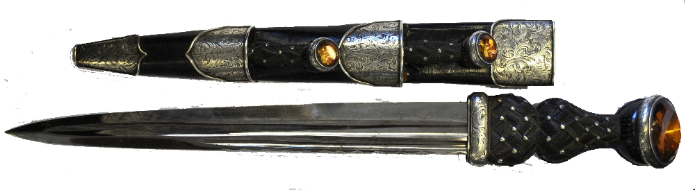 A Georgian Scottish Dirk with foliate-en