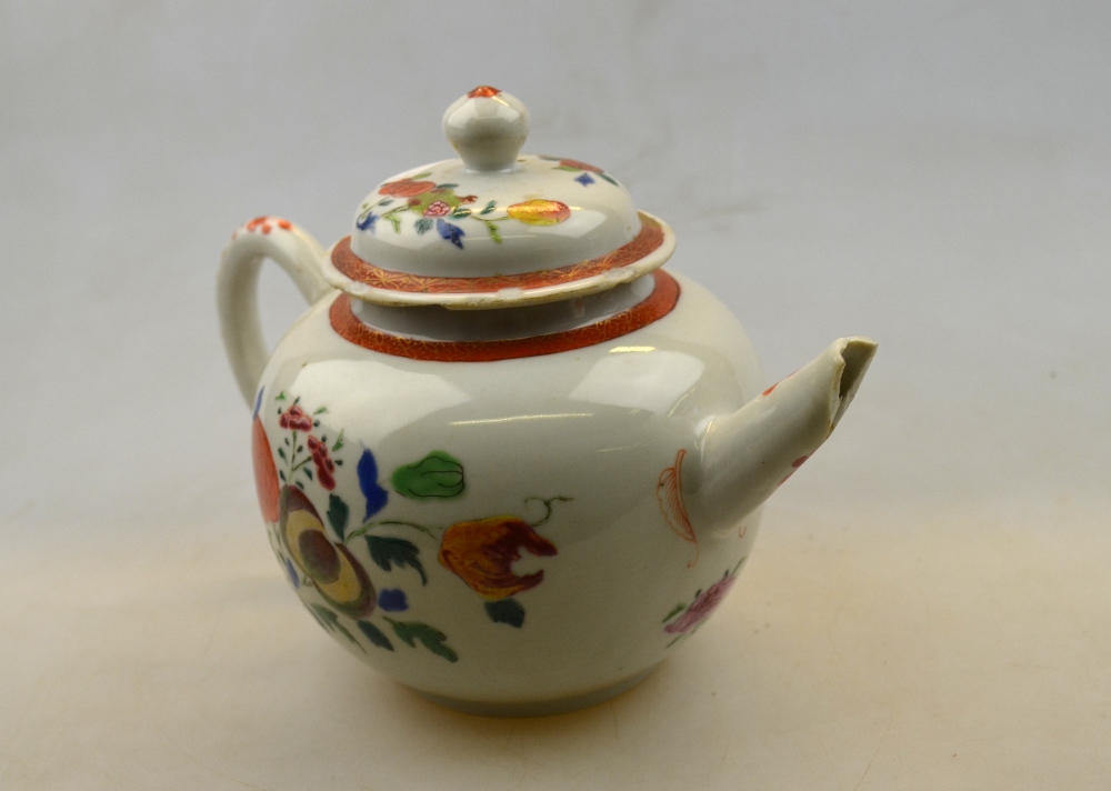 A small Chinese blue and white teapot wi - Image 7 of 12