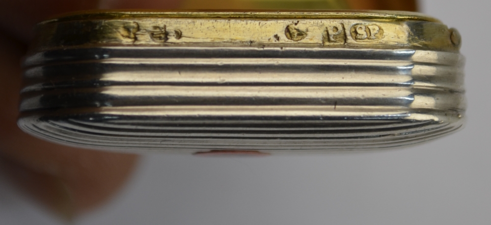 A George III silver vinaigrette with reeded case, the gilt interior with filigree grille, - Image 6 of 6