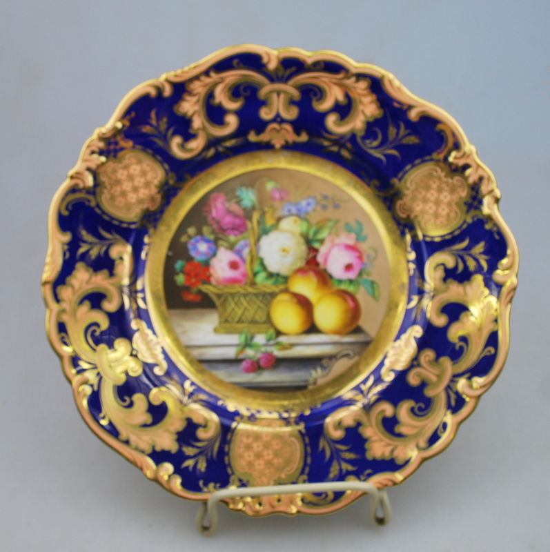 A fine highly gilded Ridgway dessert service, possibly made for the Great Exhibition 1851, - Image 6 of 6