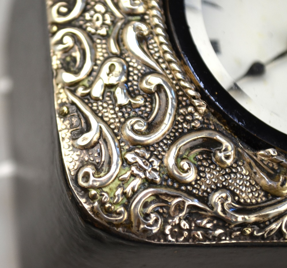 An Edwardian leather-cased desk clock with embossed silver face, Birmingham 1904, - Image 4 of 5