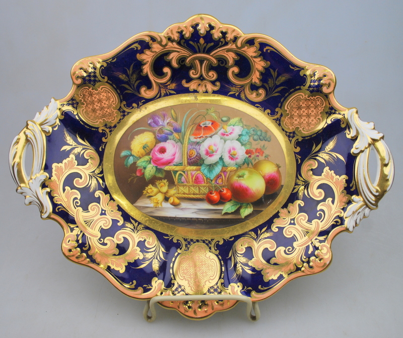 A fine highly gilded Ridgway dessert service, possibly made for the Great Exhibition 1851, - Image 5 of 6